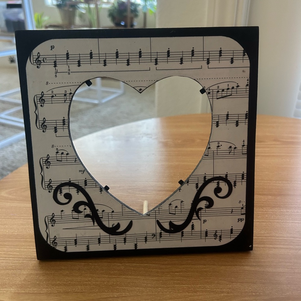 Music Heart Picture Frame